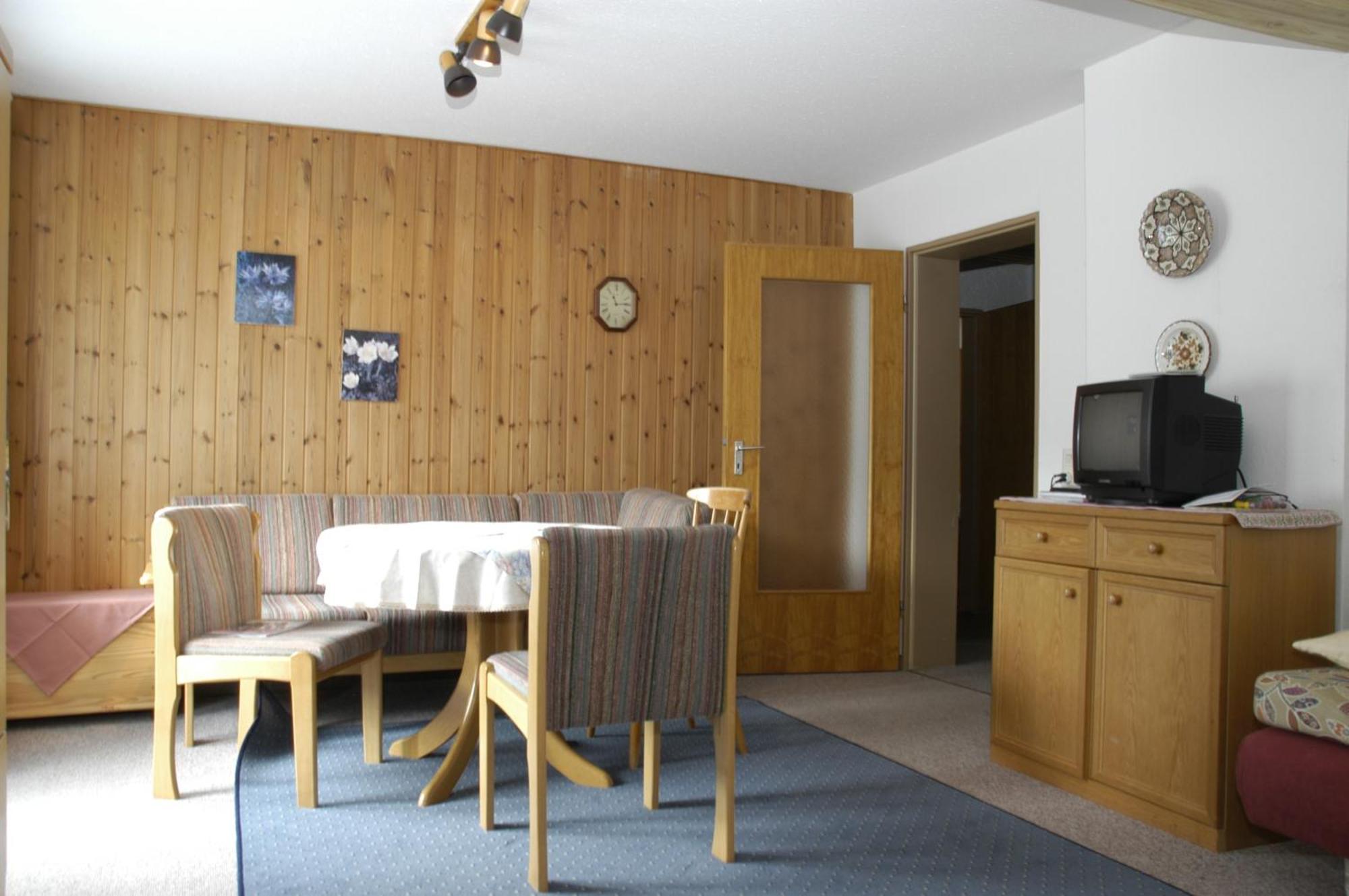 Gaestehaus Winsauer Mittelberg Exterior photo