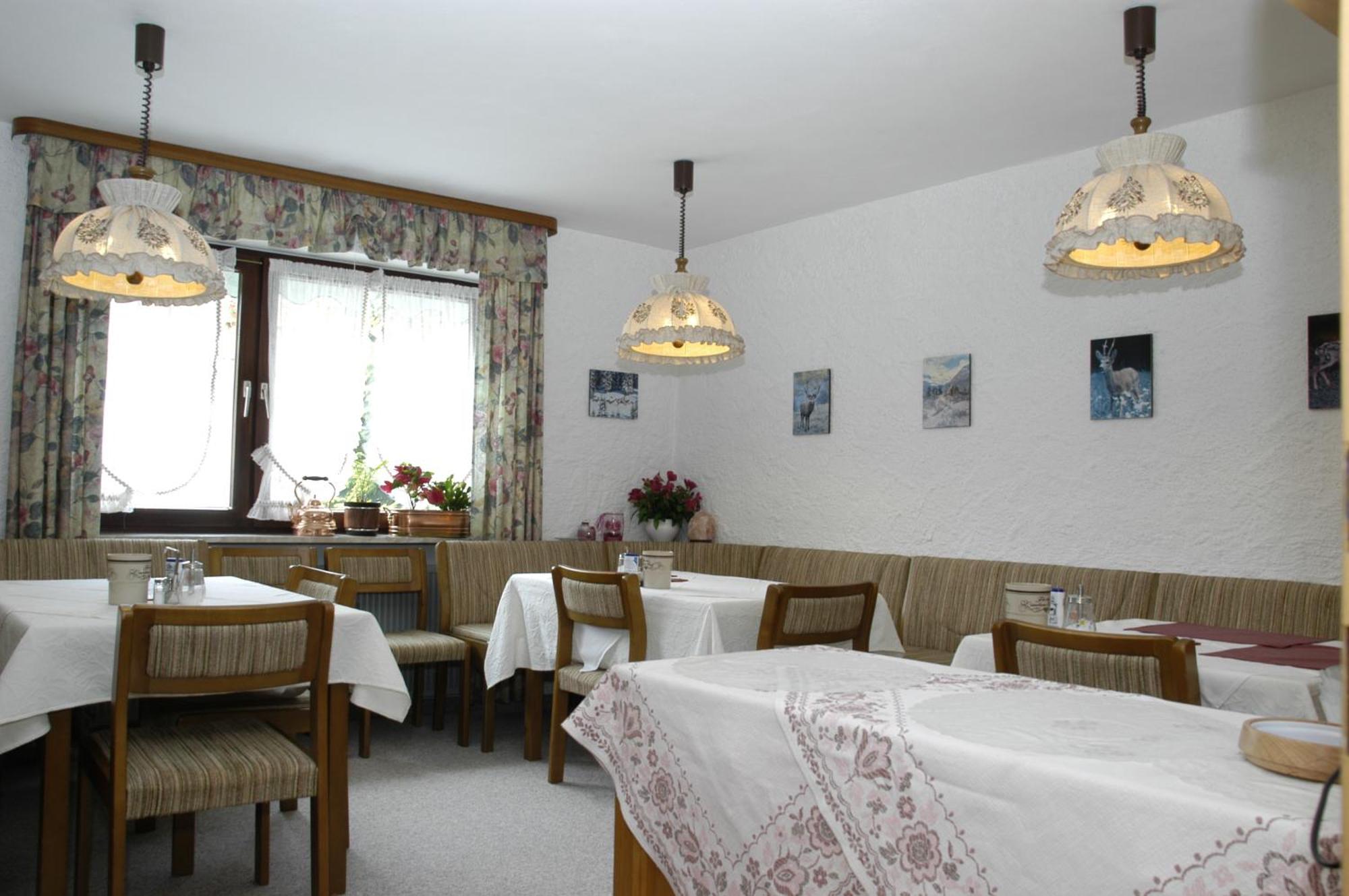 Gaestehaus Winsauer Mittelberg Exterior photo