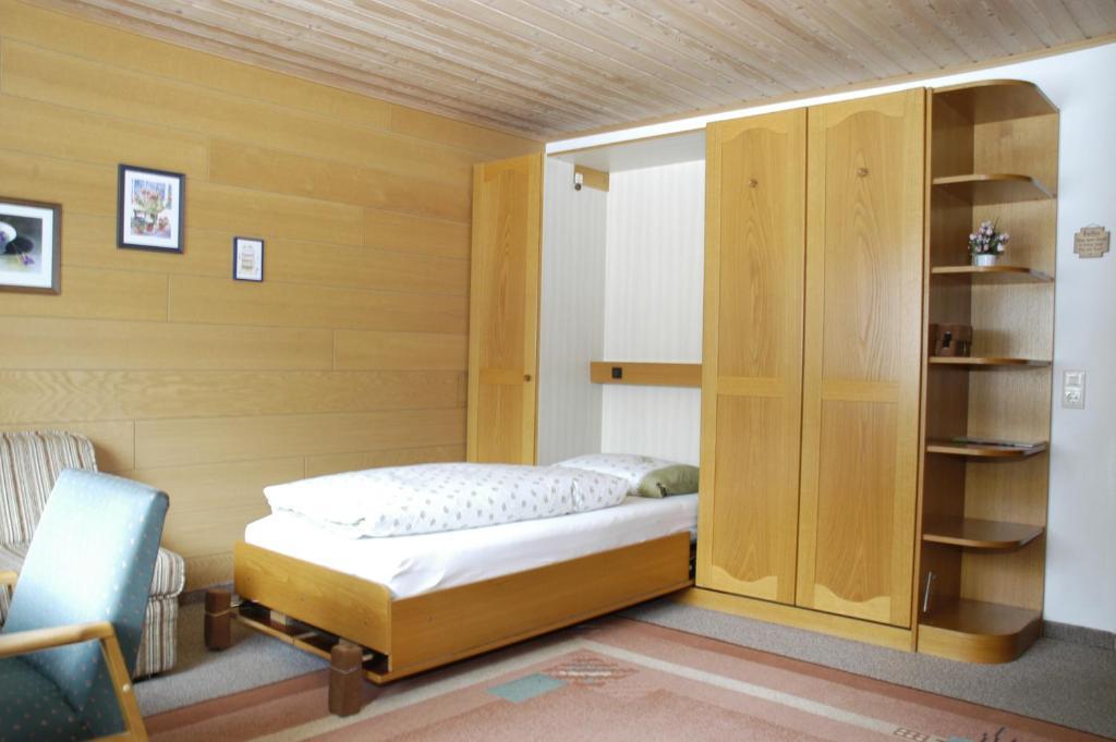 Gaestehaus Winsauer Mittelberg Room photo